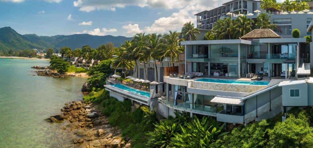 6BHK at Beachfront Villa
