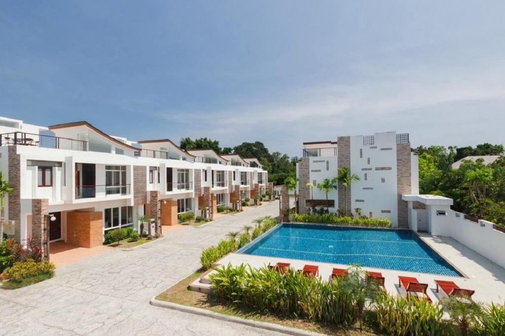 Exterior View at Genesis Villas in Rawai Beach