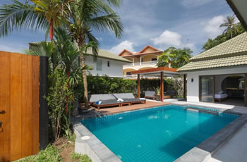  Karon Beach Pool Villas