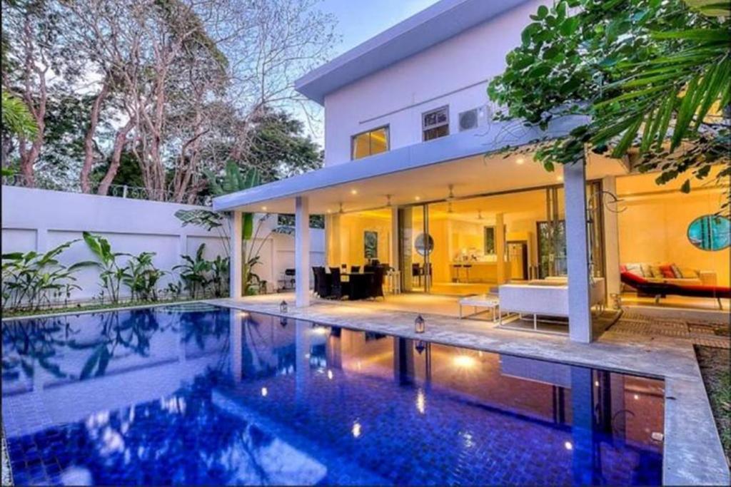 3BHK at Phuket Holiday Villa